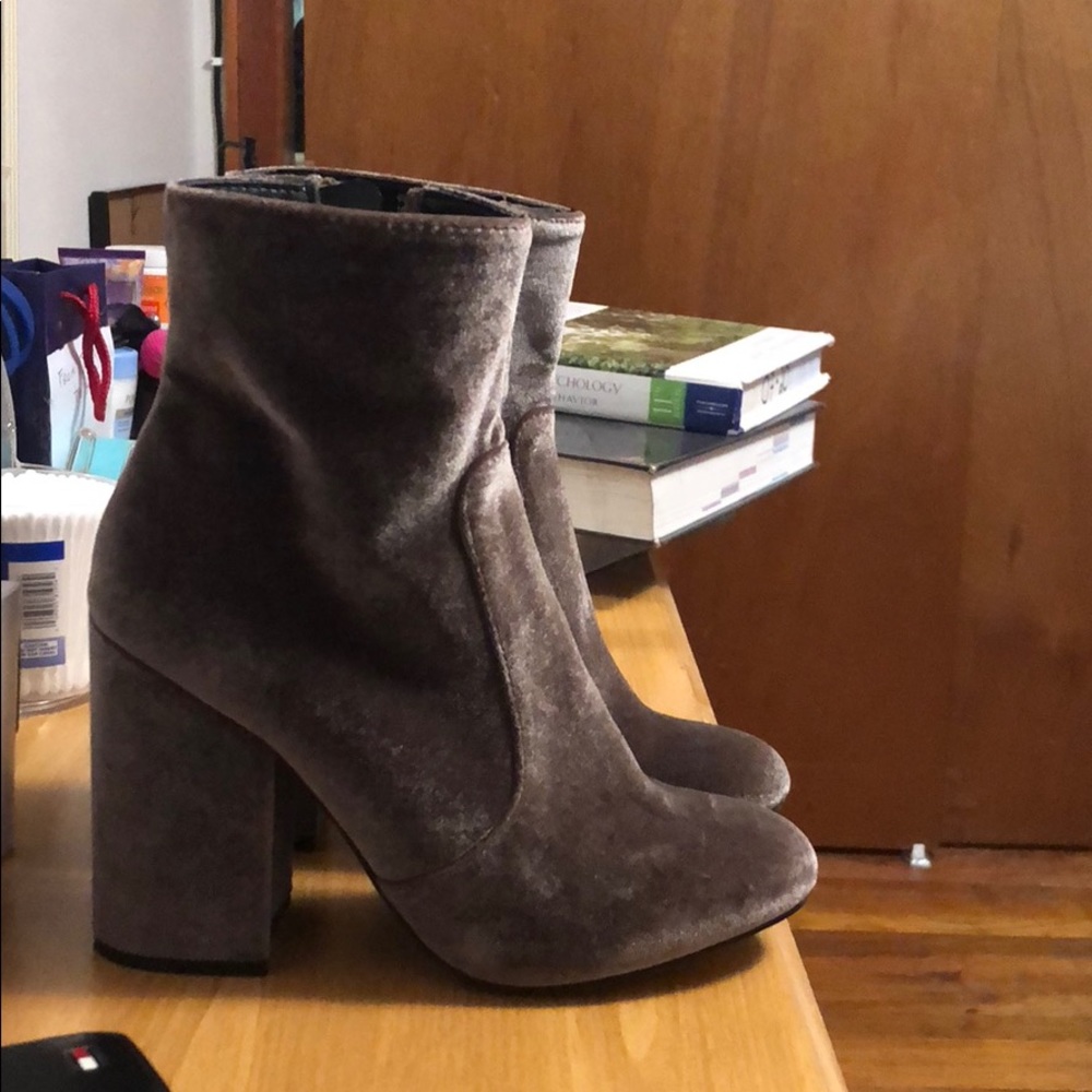 Silk Steve Madden Booties